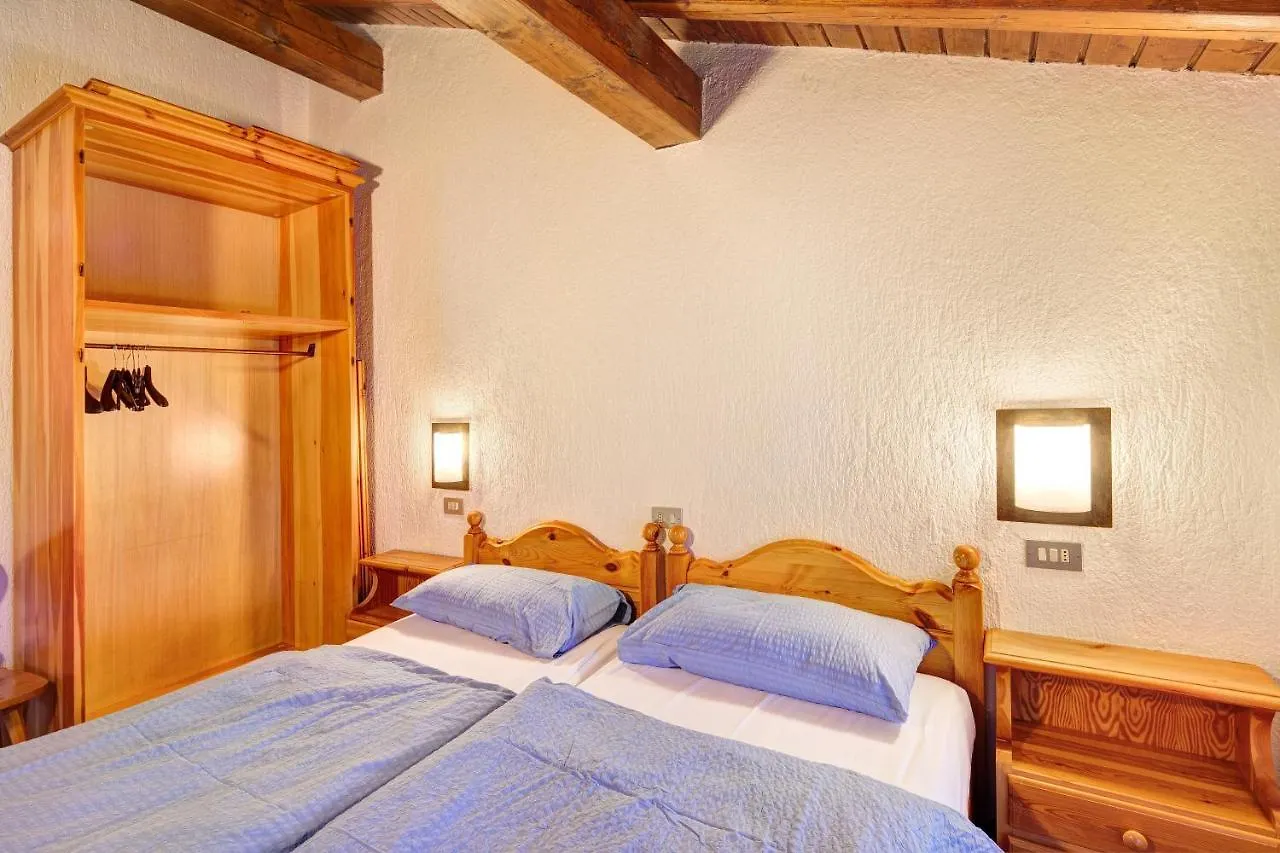 Апартаменты Chalet Meridiana Appartamento 9 Ливиньо Италия